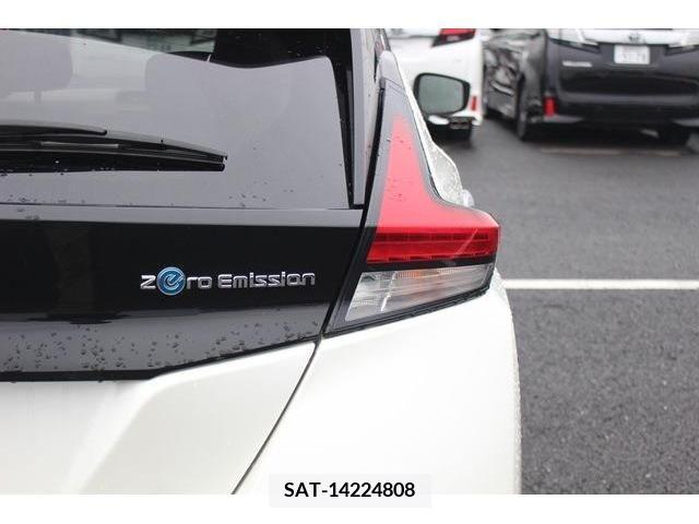 Nissan LEAF 2017-11 274714-10