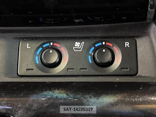 Toyota VELLFIRE 2018-01 240702-7