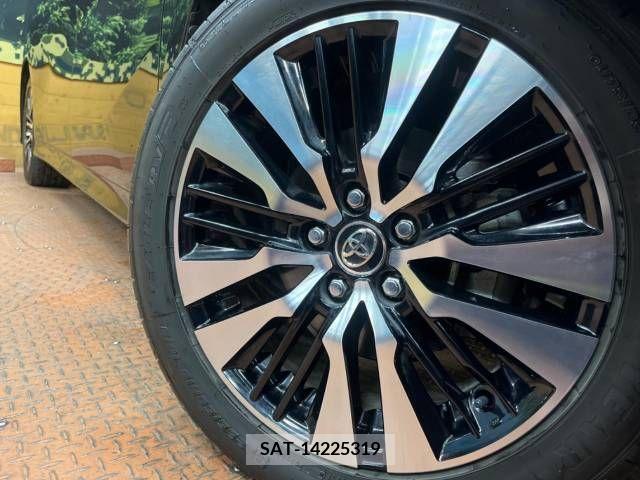 Toyota VELLFIRE 2018-01 240702-14