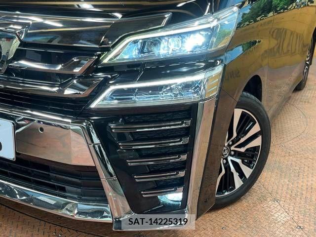 Toyota VELLFIRE 2018-01 240702-13
