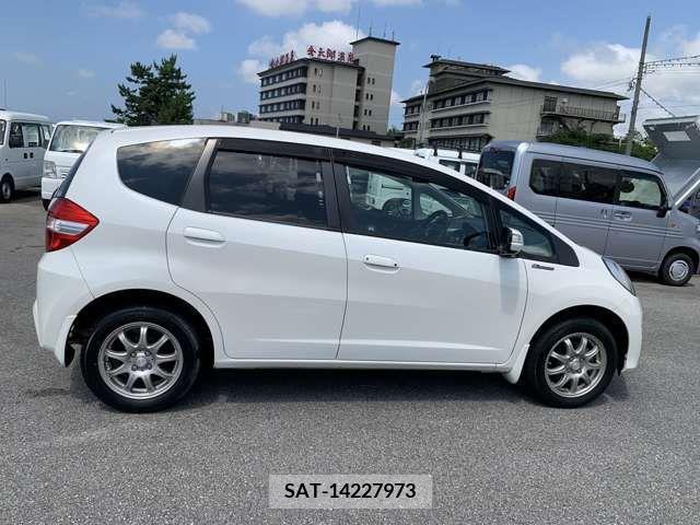 Honda FIT 2011-12 385881-8