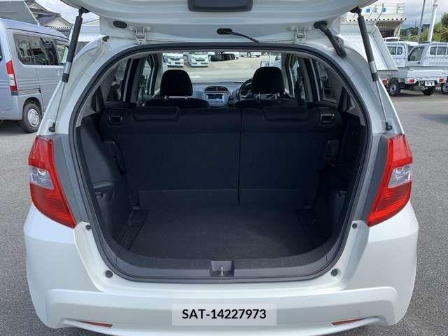 Honda FIT 2011-12 385881-16