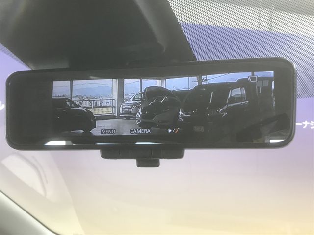 Nissan NOTE 2018-11 182905-16
