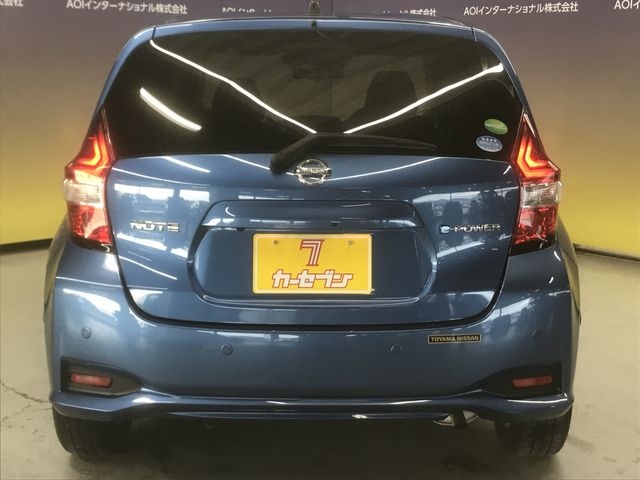 Nissan NOTE 2018-11 182905-13
