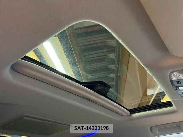 Toyota ALPHARD 2018-06 378717-2