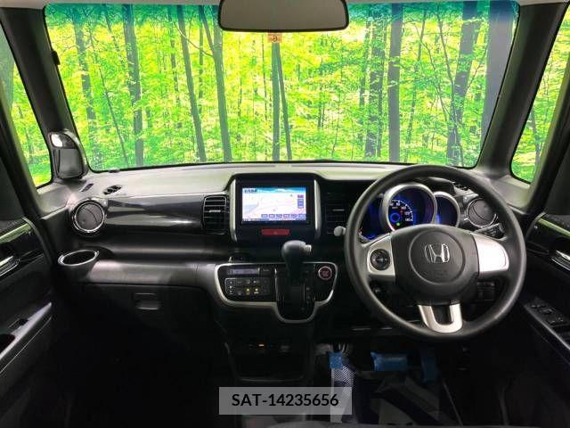 Honda N BOX CUSTOM 2017-06 325689-1