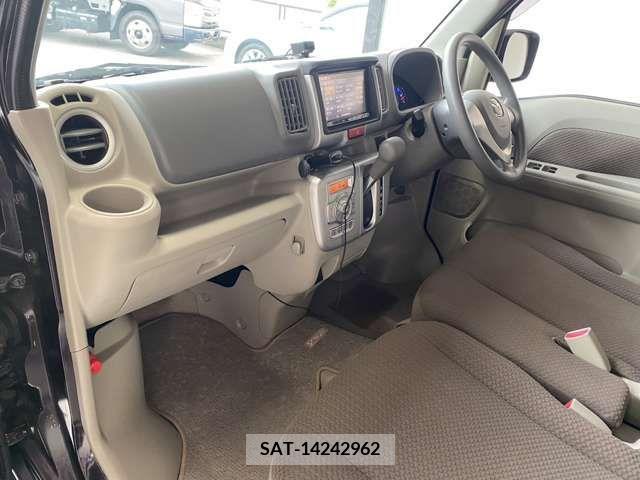 Mazda SCRUM WAGON 2017-04 301861-5