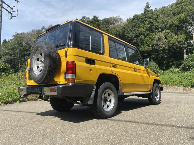 Toyota LAND CRUISER 2000-02 17332-8