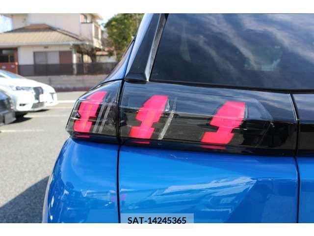 Peugeot 2008 2023-11 317391-9