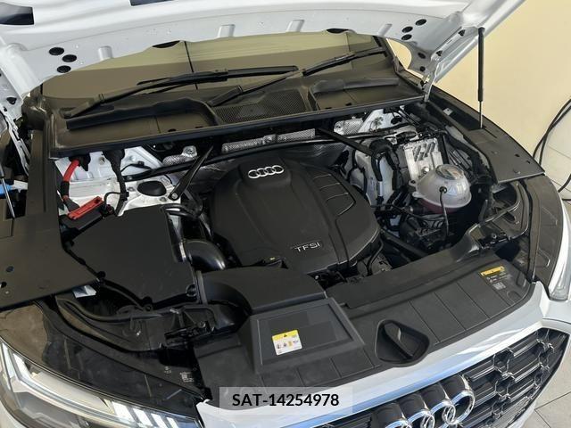 Audi Q5 2021-04 317982-16