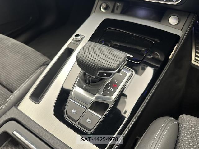 Audi Q5 2021-04 317982-12