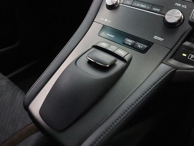 Lexus HS 2014-06 14139-15