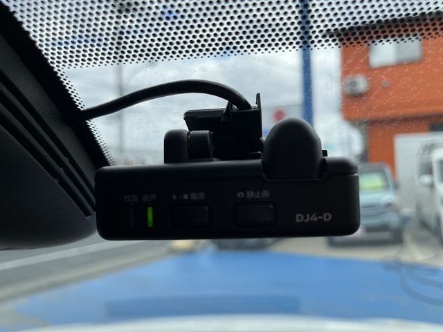 Nissan SERENA 2018-10 27791-23