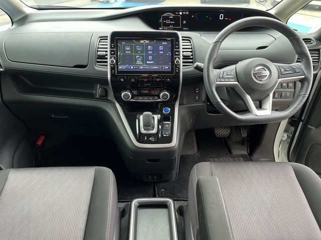 Nissan SERENA 2018-10 27791-2