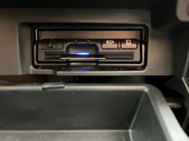 Nissan SERENA 2018-10 27791-14