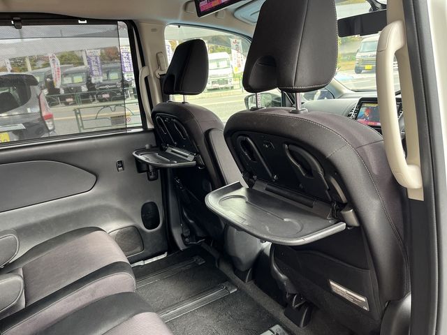 Nissan SERENA 2018-10 27791-11