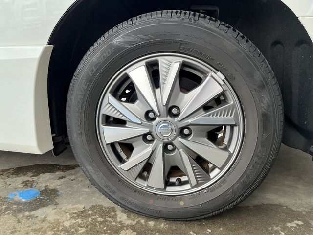 Nissan SERENA 2018-10 27791-3