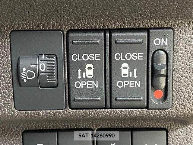Honda FREED 2017-08 211536-9
