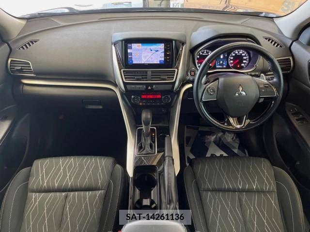 Mitsubishi ECLIPSE CROSS 2019-04 268270-1
