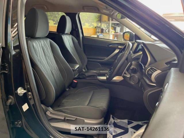Mitsubishi ECLIPSE CROSS 2019-04 268270-9