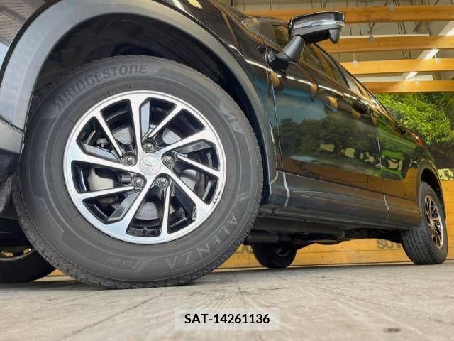 Mitsubishi ECLIPSE CROSS 2019-04 268270-13
