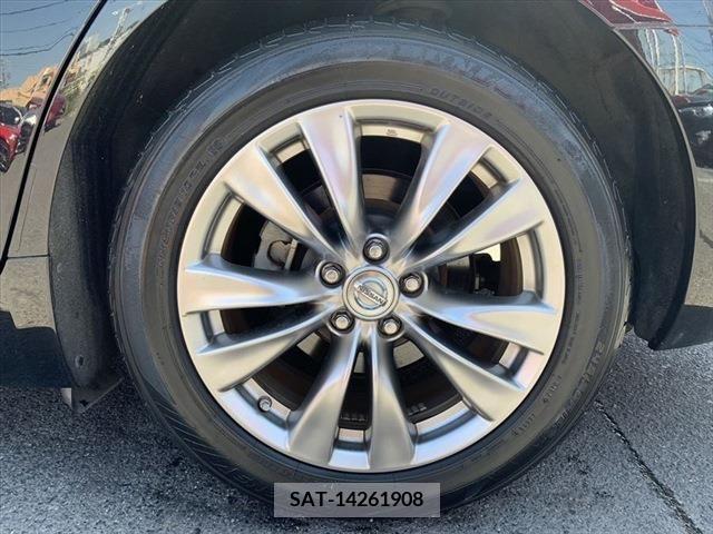 Nissan FUGA HYBRID 2013-01 270677-16