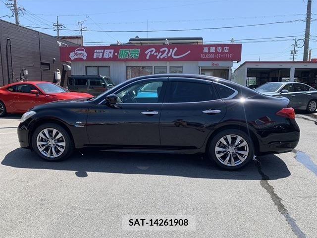 Nissan FUGA HYBRID 2013-01 270677-7
