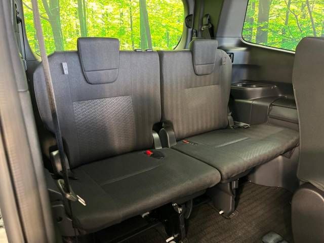Toyota NOAH 2023-06 194262-10