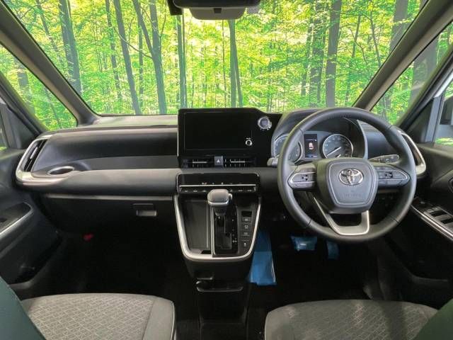 Toyota NOAH 2023-06 194262-1