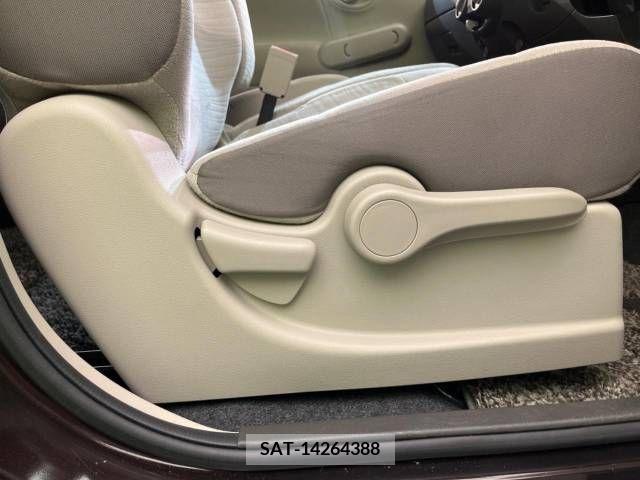 Nissan CUBE 2013-05 295461-8