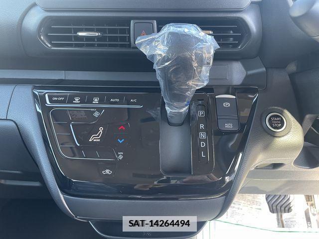 Nissan ROOX 2024-01 205688-12