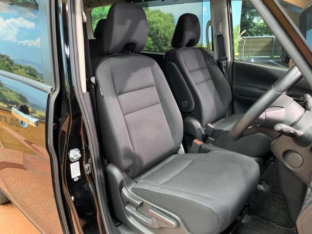 Nissan SERENA 2017-05 12110-10