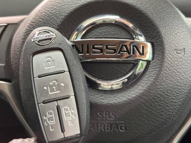 Nissan SERENA 2017-05 12110-9