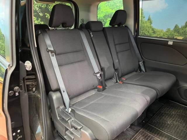 Nissan SERENA 2017-05 12110-11