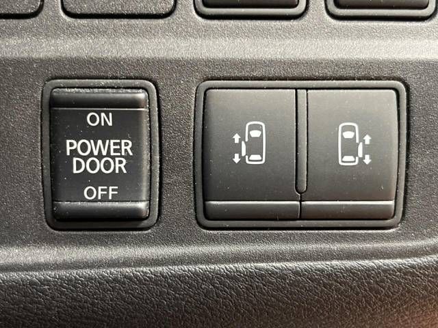 Nissan SERENA 2017-05 12110-7