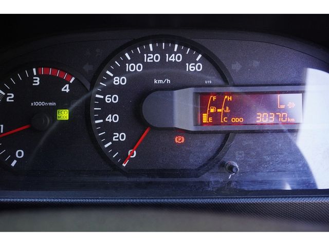 Toyota TOYOACE 2011-08 196068-3