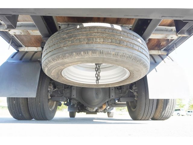Toyota TOYOACE 2011-08 196068-5