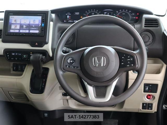 Honda N BOX 2017-09 306906-1