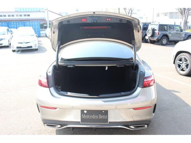 Mercedes Benz E-CLASS 2021-02 2180-6