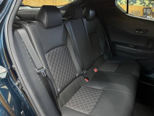 Toyota C-HR 2019-09 20049-10