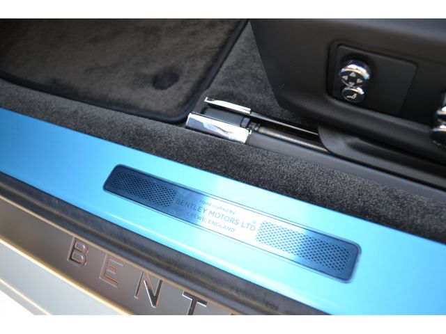 Bentley Bentley 2018-10 14689-21