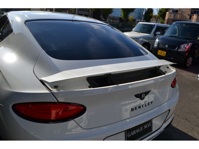 Bentley Bentley 2018-10 14689-14
