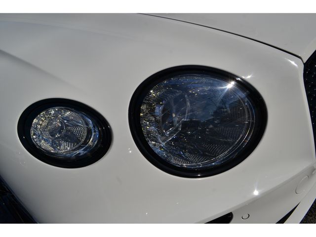 Bentley Bentley 2018-10 14689-9