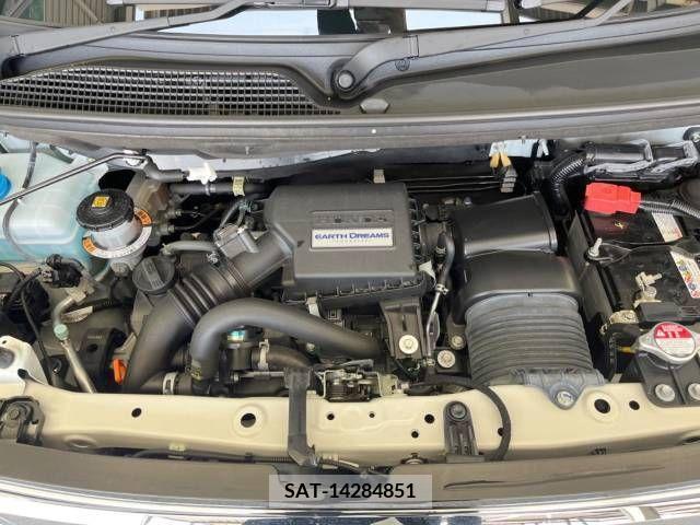 Honda N BOX CUSTOM 2019-05 279168-18
