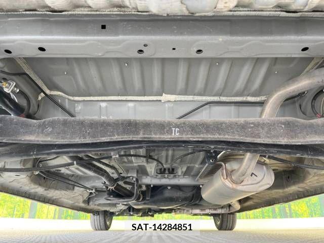 Honda N BOX CUSTOM 2019-05 279168-19