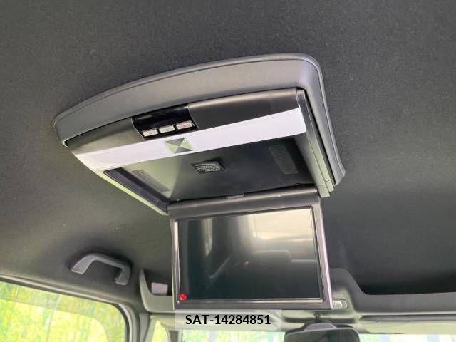 Honda N BOX CUSTOM 2019-05 279168-3