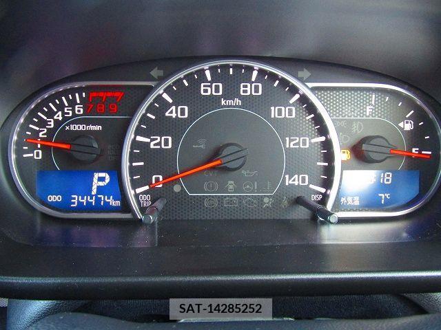 Toyota PIXIS SPACE 2015-03 211356-7