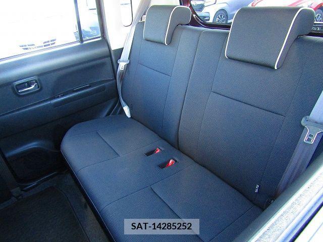 Toyota PIXIS SPACE 2015-03 211356-10