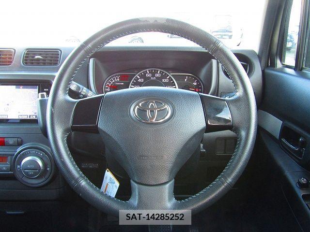 Toyota PIXIS SPACE 2015-03 211356-14