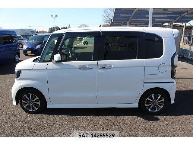 Honda N BOX 2021-07 209033-8